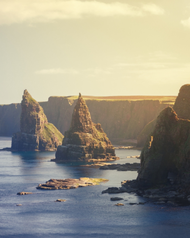 Sunset at Stacks of Duncansby, observatory and bird farm, Duncansby Head