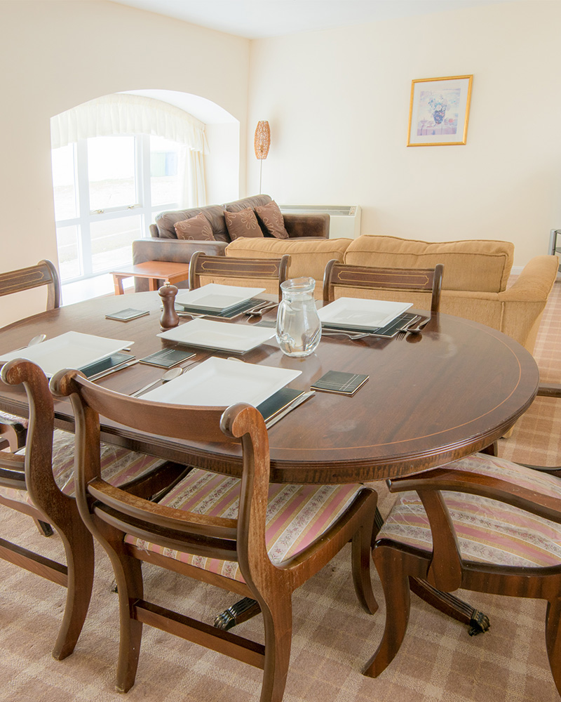 Open plan dining and living area in a Townhouse belonging to Mackays Hotel